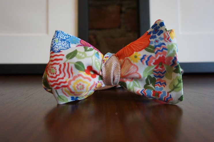 A Yellow/Black plaid combined with a Yellow and White Poppy flower print